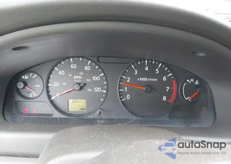 2005 Nissan Sentra 1.8S z USA, uszkodzony, nr VIN 3N1CB51D15L584296